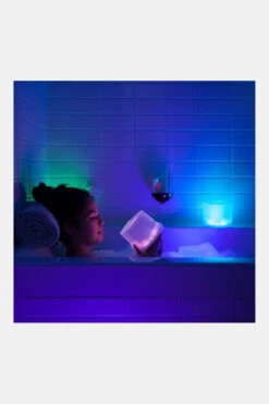 MPOWERD Luci Color Essence Solar Lantaarn -Winkel Voor Buitensportartikelen mdabe00031 1010 08 nl